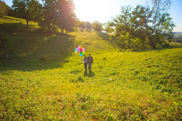 Joven pareja amor —  Fotos de Stock