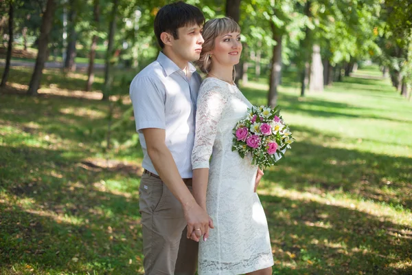 Brautpaar bei der Hochzeit — Stockfoto