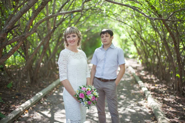 Noiva e noivo — Fotografia de Stock