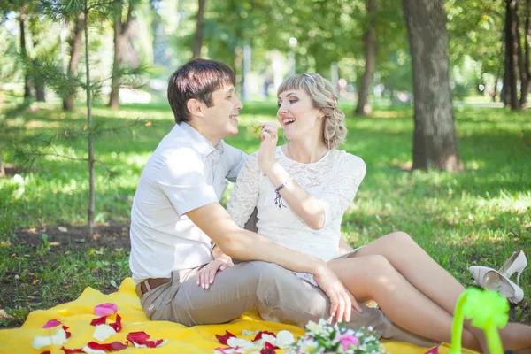 Brud och brudgum — Stockfoto