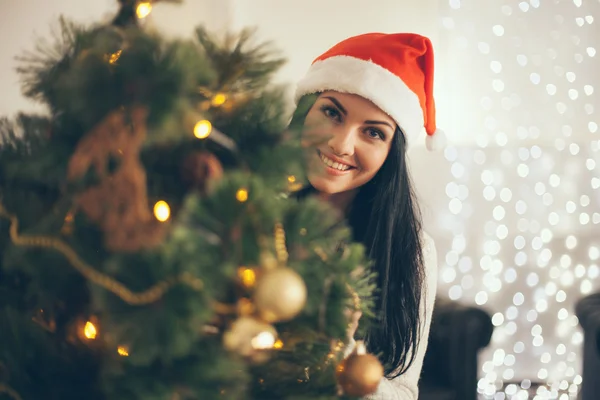 Natale-Sorridente donna — Foto Stock