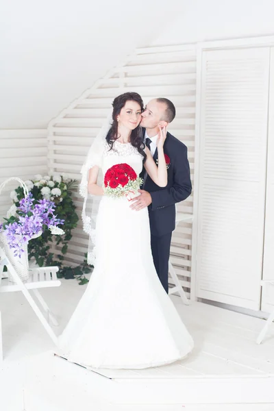 Groom and bride — Stock Photo, Image