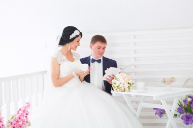 Düğün gününde yeni evliler