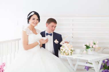 Düğün gününde yeni evliler