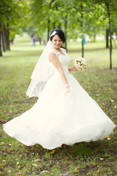 Bella sposa — Foto Stock