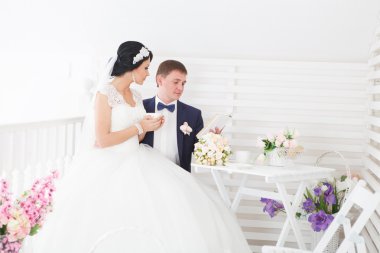 Düğün gününde yeni evliler