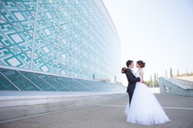 öpüşme yeni evliler