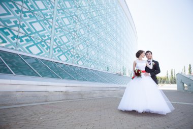 öpüşme yeni evliler