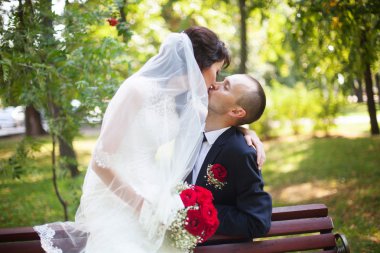 Düğün gününde yeni evliler