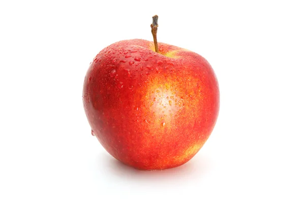 고립 된 아름 다운 신선한 빨간 사과 — 스톡 사진