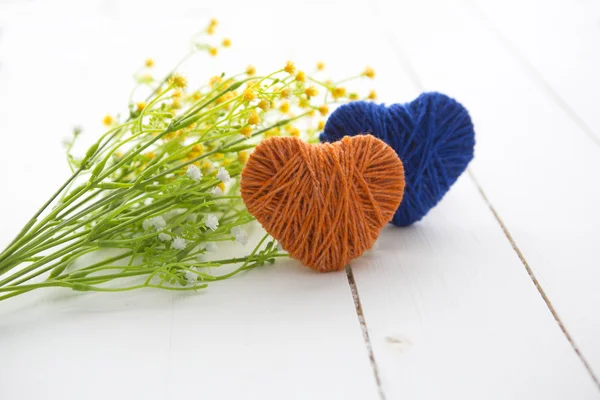 Red hearts on wood — Stock Photo, Image