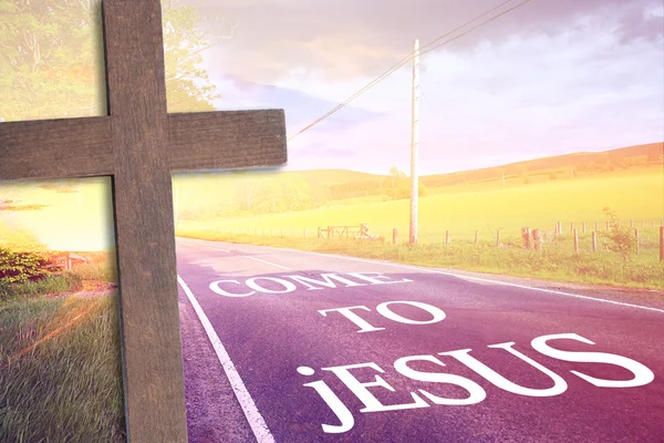 Cruz de madera y un camino a Jesús — Foto de Stock