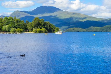 Loch Lomond Luss, İskoçya, Birleşik Krallık, 21 Temmuz, 2016 yılında güneşli bir günde tekne