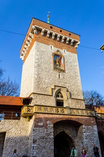 Puerta de Florianska, Cracovia, Polonia — Foto de Stock