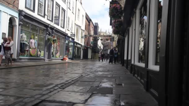 York, Anglia, 22 czerwca 2015, turyści odwiedzający miasto. — Wideo stockowe