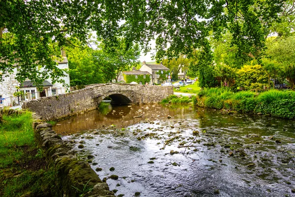 Malham Beck, Yorkshire Dales, İngiltere 
