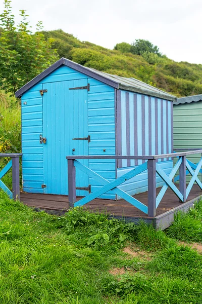 Belles maisons d'été sur la plage écossaise, Écosse, Royaume-Uni — Photo