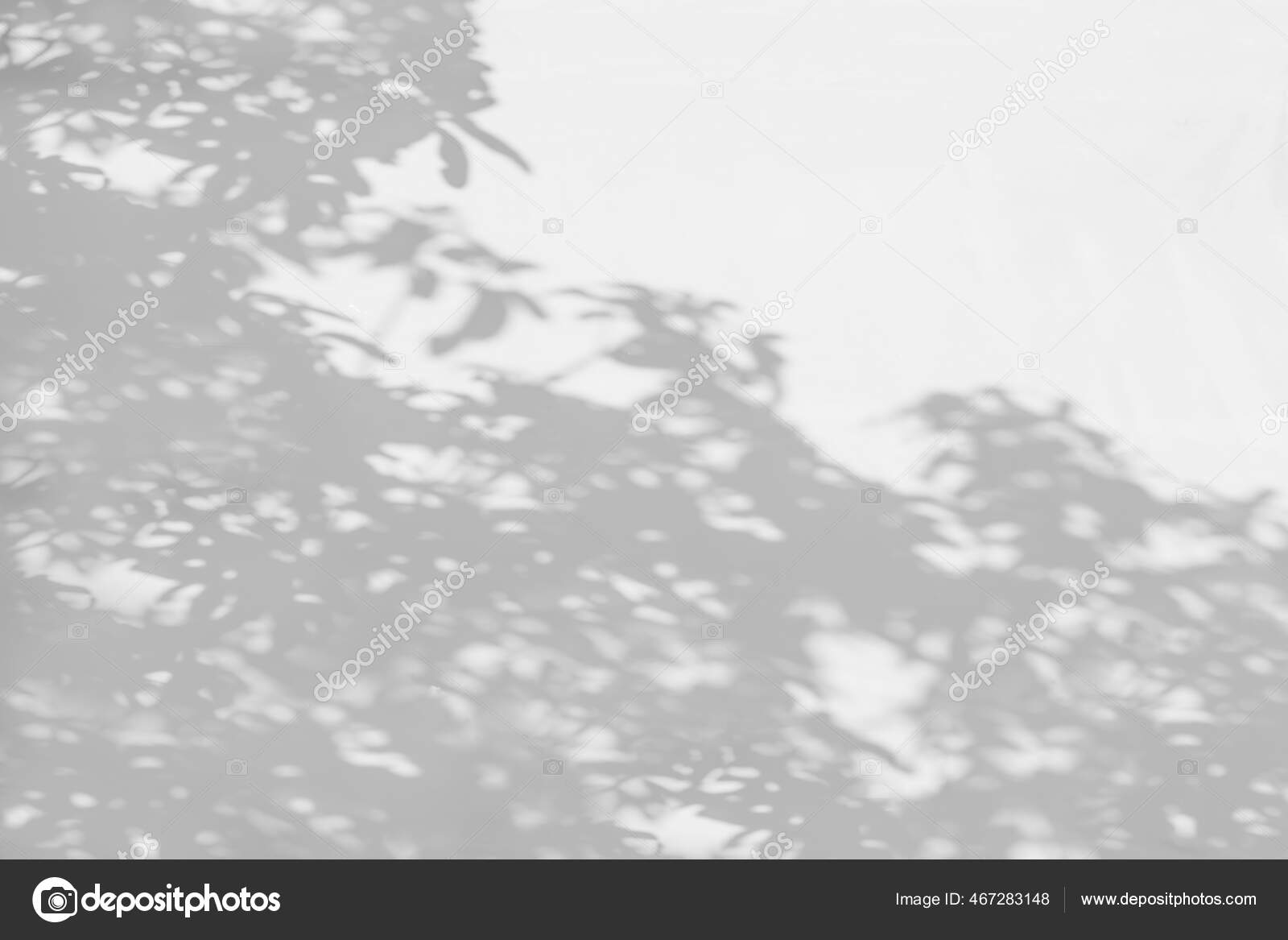 白墙背景上的阴影白色和灰色阴影——图库图片© merrymuuu #467283148, image size:1600x1167