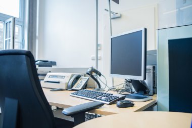 mavi ışık açık oda ofis