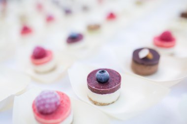 Shot Çikolata parçalı kurabiye ham hamuru kapatın