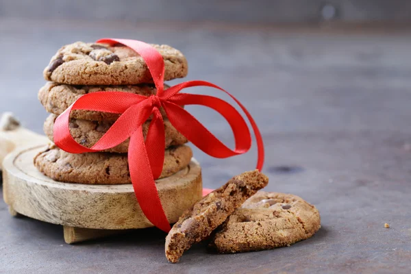 Hausgemachte Desserts runde Kekse mit Schokoladenchips — Stockfoto