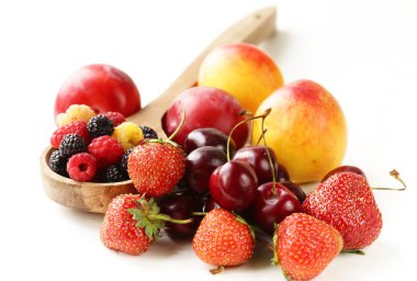 doğal organik meyve ve çilek