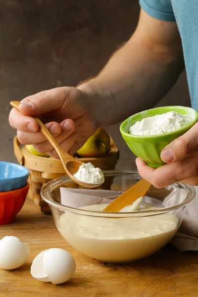 Hausgemachtes Backen, Hausmannskost Apfelkuchen — Stockfoto