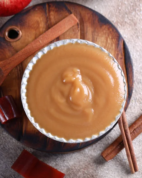 Naturlig Ekologisk Äppelmos För Sås Och Dessert — Stockfoto