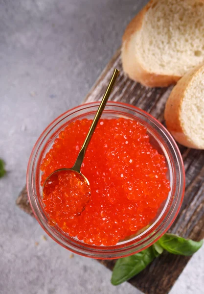 Caviar Gourmet Rouge Dans Bocal Verre — Photo