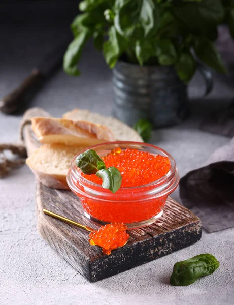 Rode Gourmet Kaviaar Een Glazen Pot — Stockfoto