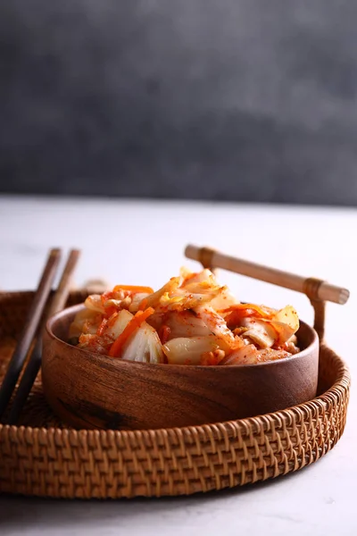 Korean Spicy Kimchi Wooden Bowl — Stock Photo, Image