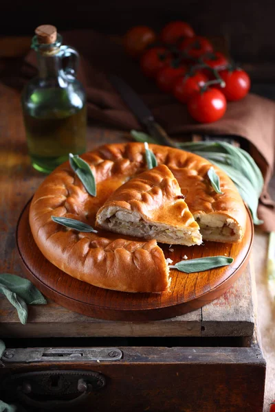 Torta Carne Caseira Uma Mesa Madeira — Fotografia de Stock