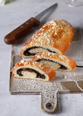 Çay saatinde tatlı rulosu.