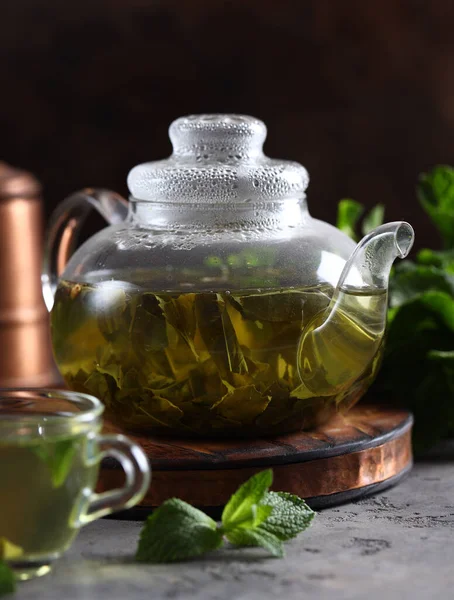 Green Mint Tea Teapot — Stock Photo, Image