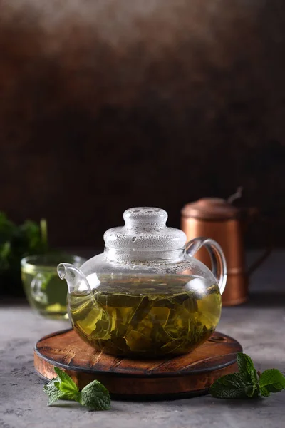 Green Mint Tea Teapot — Stock Photo, Image