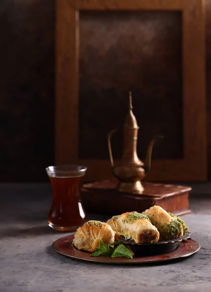 Arabic Sweets Baklava Nuts — Stock Photo, Image