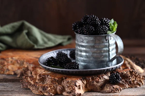 Ekologisk Mogen Bär Björnbär Söt Dessert — Stockfoto