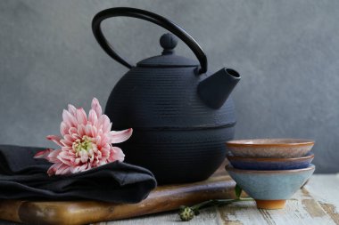 Nane ve ballı bir demlik çay