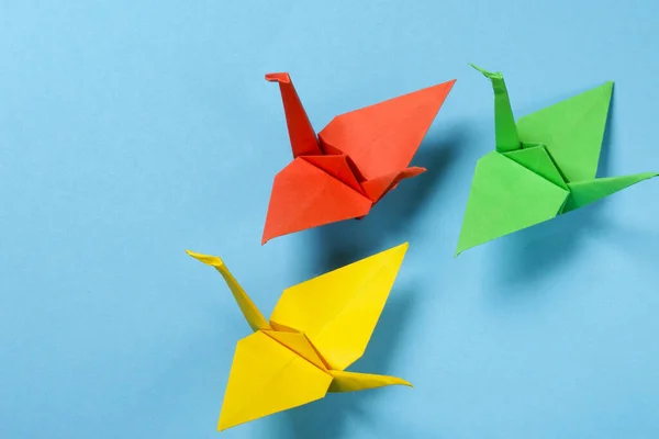 Origami Kran Från Färgat Papper — Stockfoto