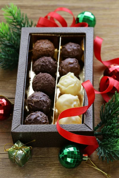 Gift box of chocolates candy truffle dessert for Christmas — Stock Photo, Image