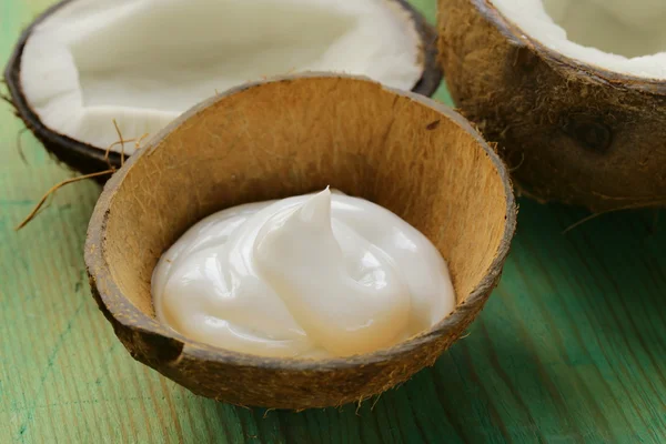 Moisturizer natural coconut cream for face and body — Stock Photo, Image