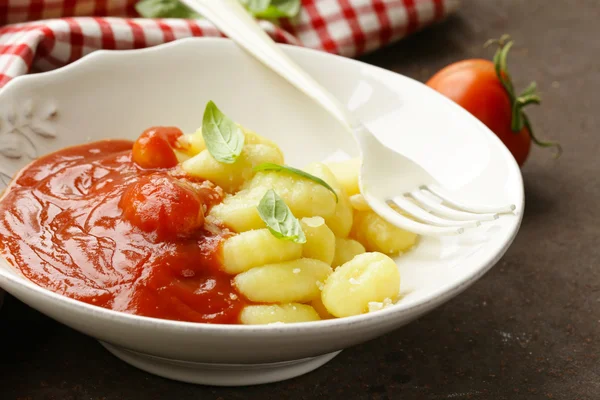 Traditional Italian gnocchi prepared with potatoes and eggs — Stock Photo, Image