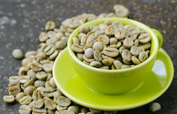 Grãos de café verde close-up, comida saudável — Fotografia de Stock