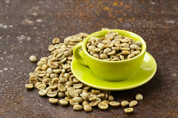 Chicchi di caffè verde biologico primo piano, cibo sano — Foto Stock