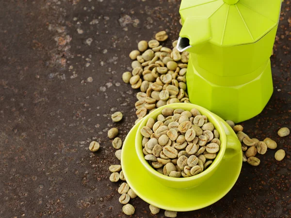 Chicchi di caffè verde biologico primo piano, cibo sano — Foto Stock