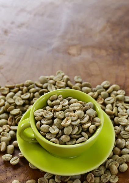 Organic green coffee beans close-up, healthy food — Stock Photo, Image