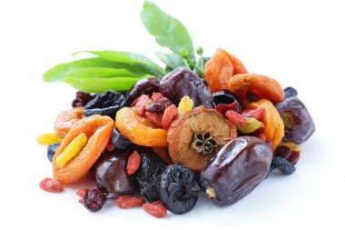 Karışık kuru meyve (kuru üzüm, kayısı, incir, Kuru erik, goji, kızılcık)