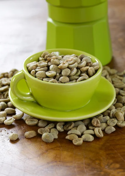Grãos de café verdes orgânicos close-up, alimentos saudáveis — Fotografia de Stock