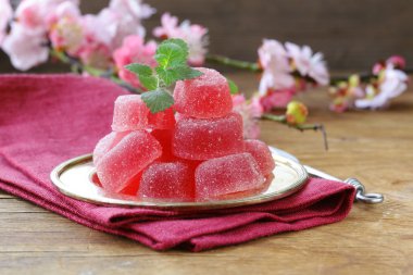 Berry meyve ev yapımı hünnap tatlı yaz tatlı