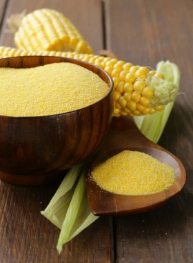 Doğal organik mısır irmik ve koçanı ahşap tablo